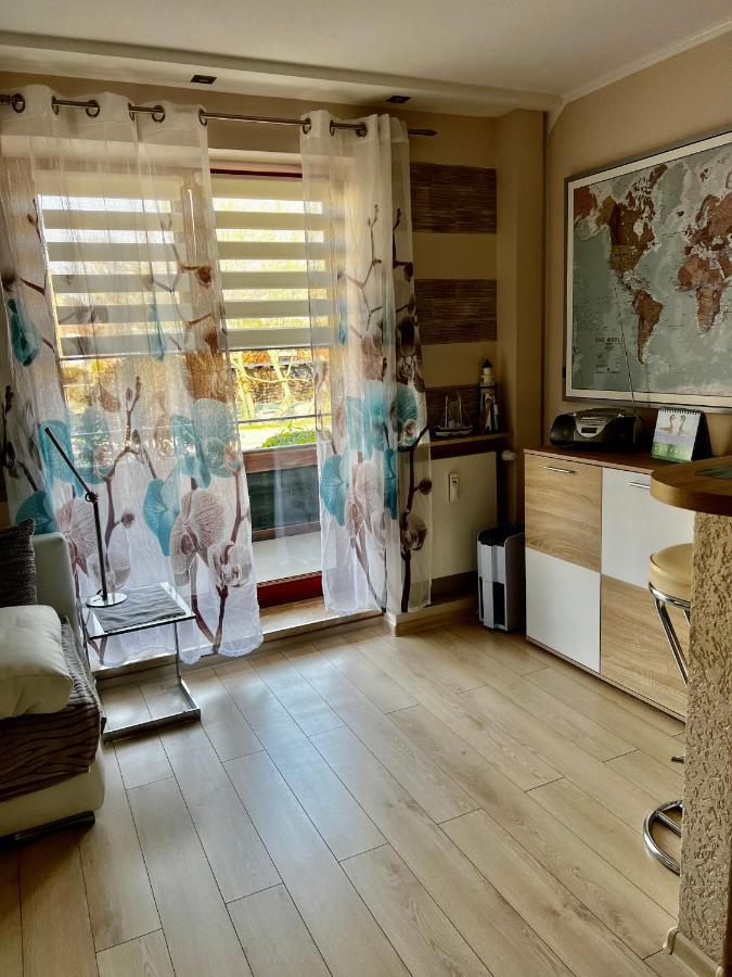 Apartment Sweet App Am
